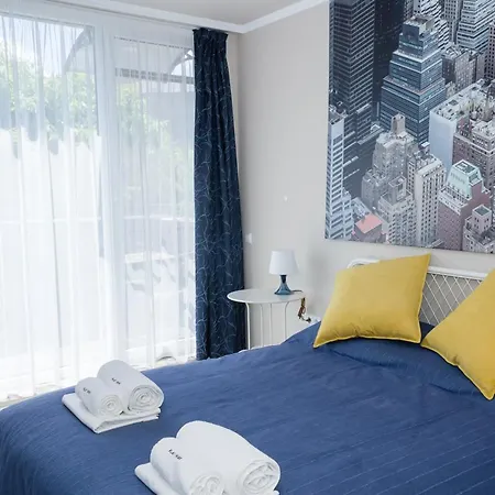 Sunny Blue One-bedroom Flat With Balcony By Flat Mаnager Апартамент Варна