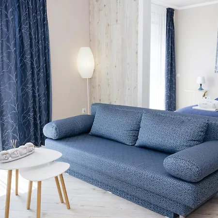 Apartament Sunny Blue One-bedroom Flat With Balcony By Flat Mаnager